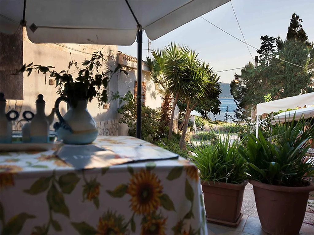Casa Con Veranda Sul Mare E A 4 Minuti A Piedi Dalla Spiaggia Custonaci